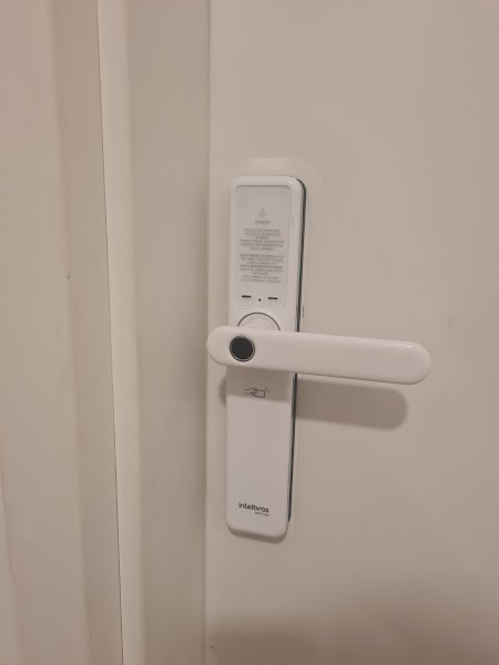 Infinity Santos Segurança Eletrônica - Câmeras de Segurança, Interfonia e Portão Automático.