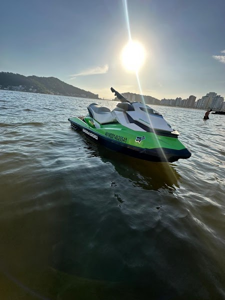 Aluguel Jet Ski e Lancha Fúria Passeios