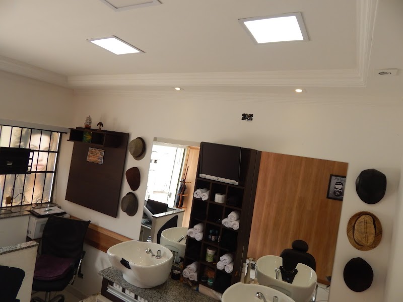 Barbearia Roger Martinho(@Barbeariarogermartinho) Instagram