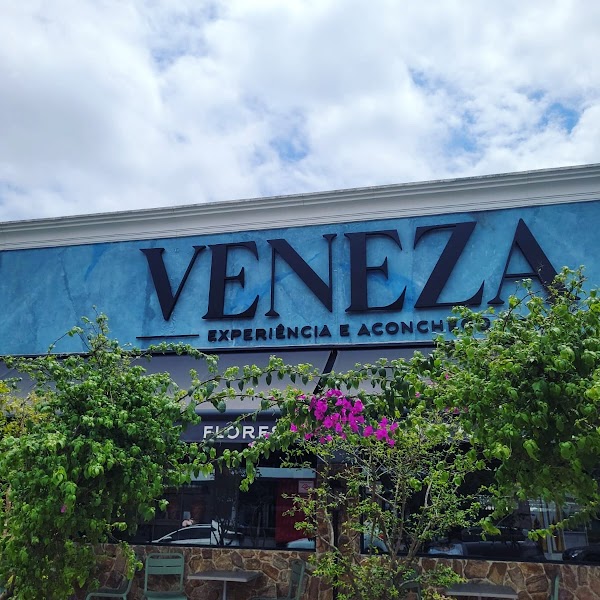 VILA VENEZA