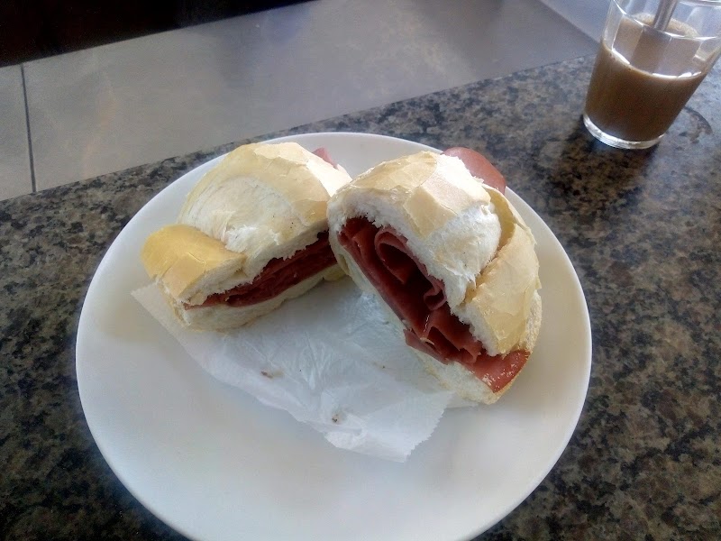 Nova República Paes e Doces Ltda