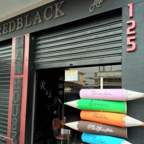 Lan House Red Black / Terceirização de Serviços de Portaria e Limpeza