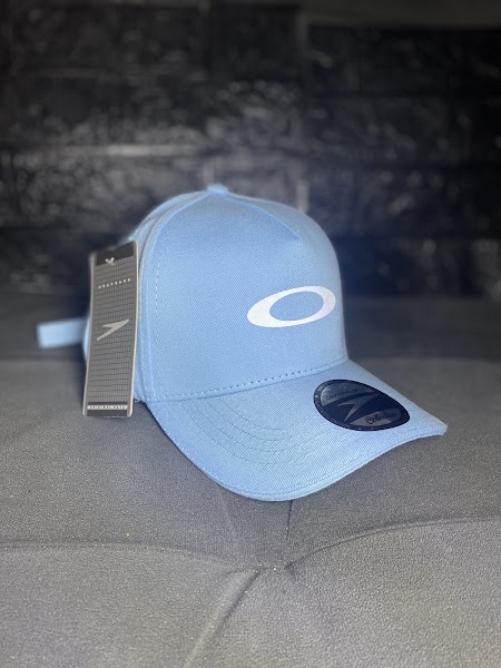 Bonés personalizados e acessórios - Da Grife 013