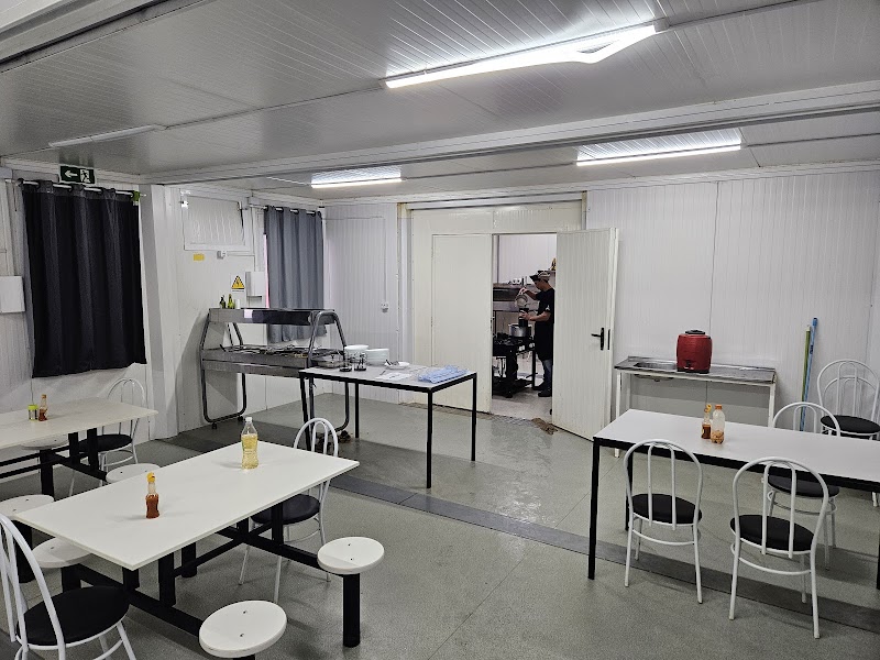 ADOTE REFEIÇÕES RESTAURANTE