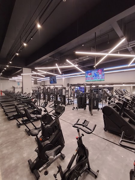 Academia BlueFit Shopping Pátio Iporanga